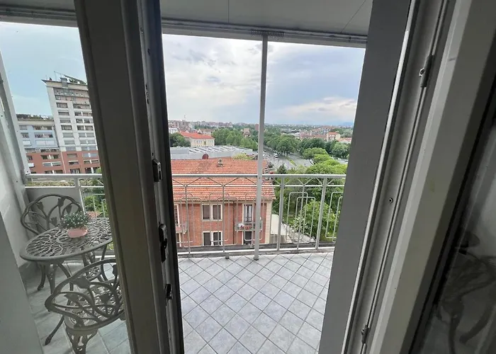 Beautiful Air-conditioned Cozy Penthouse Appartamento Torino