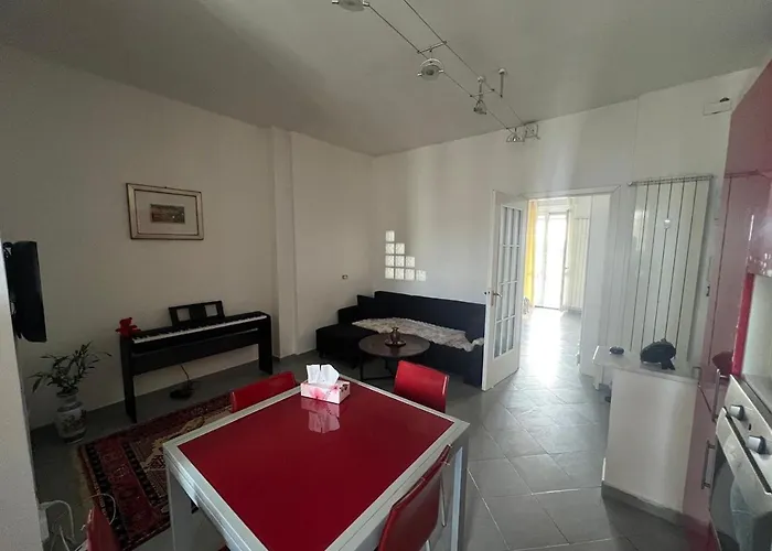 Beautiful Air-conditioned Cozy Penthouse